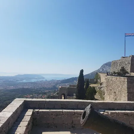 Stadium سبليت